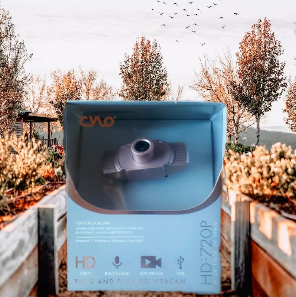 Cylo Plug and Play High Definition Webcam- NEW in Box!